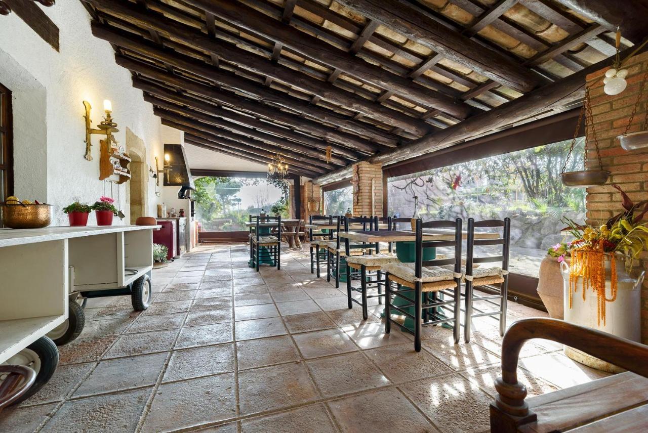 Masia Can Manent Del Bosc S XVIII Santa Eulalia de Ronsana Bagian luar foto