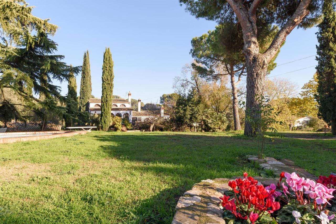 Masia Can Manent Del Bosc S XVIII Santa Eulalia de Ronsana Bagian luar foto