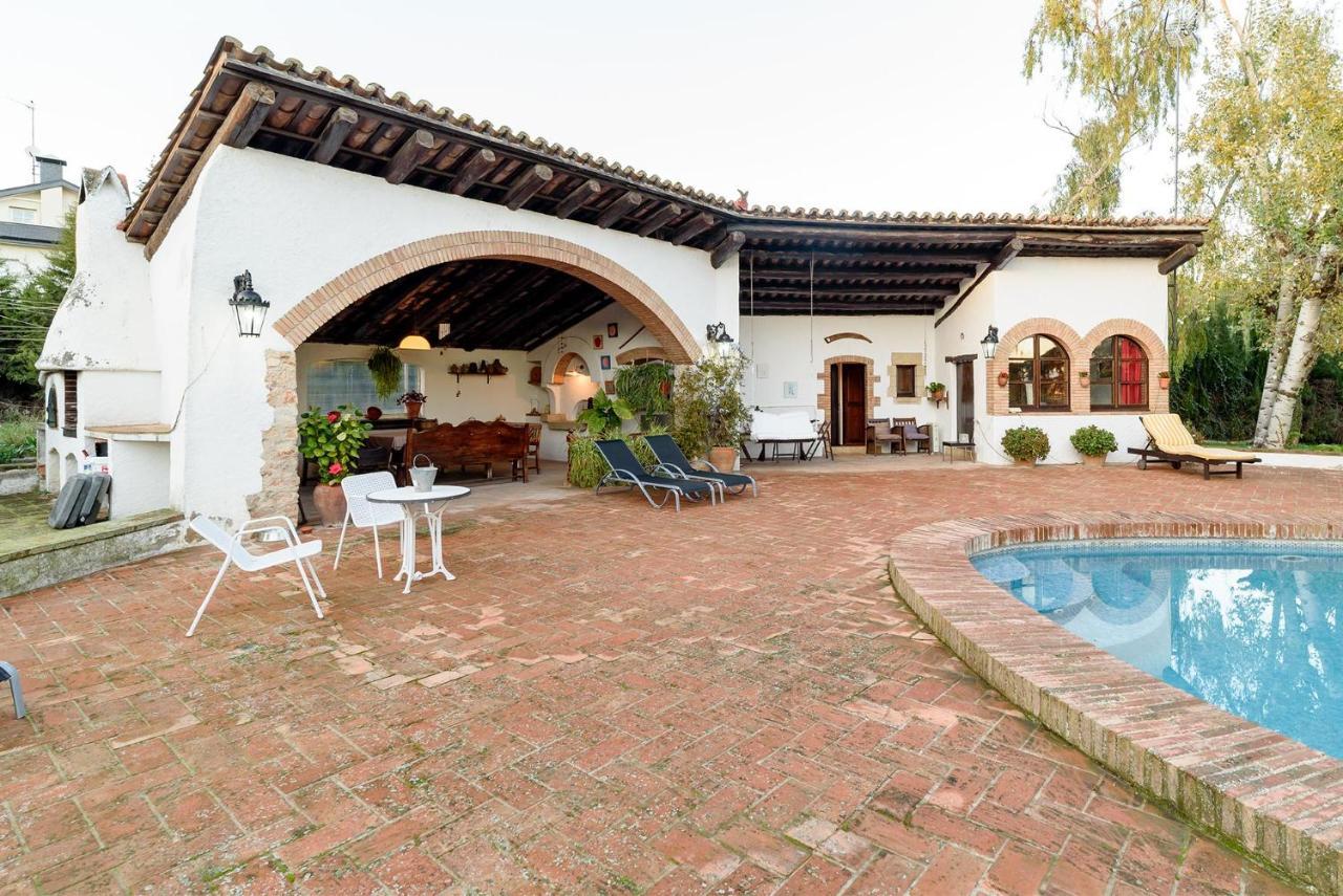 Masia Can Manent Del Bosc S XVIII Santa Eulalia de Ronsana Bagian luar foto